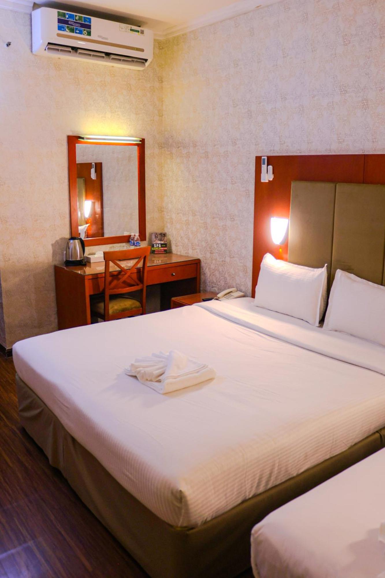 Boonmax Hotel Dubai Dış mekan fotoğraf