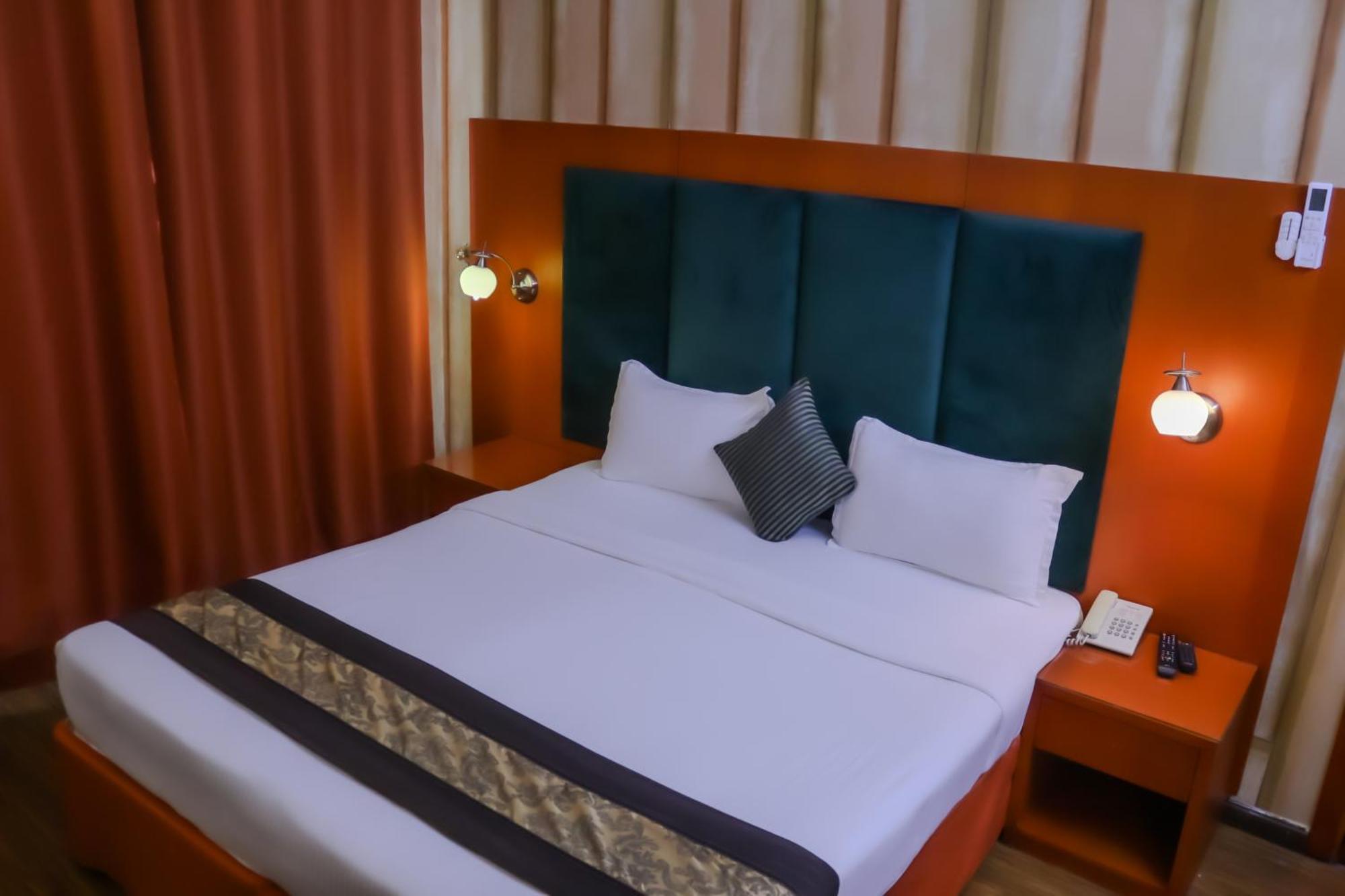 Boonmax Hotel Dubai Dış mekan fotoğraf