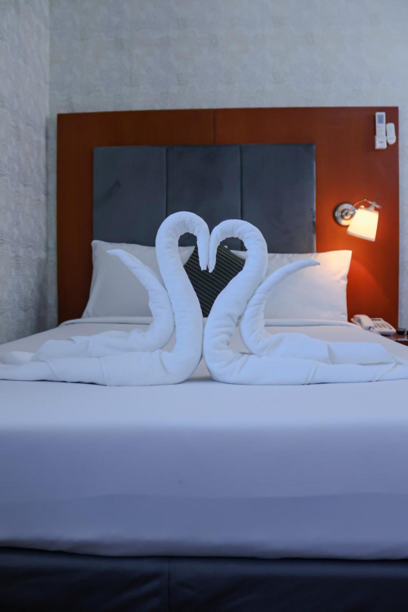 Boonmax Hotel Dubai Dış mekan fotoğraf