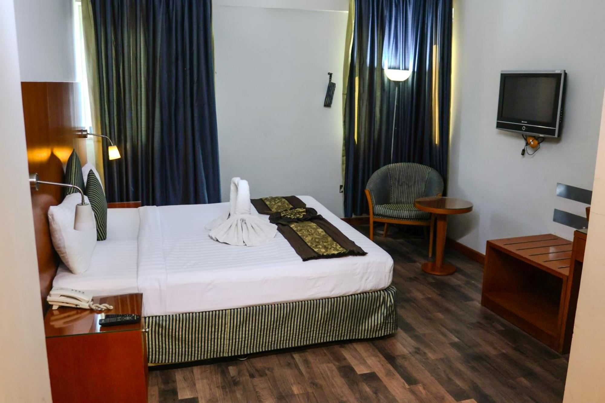 Boonmax Hotel Dubai Dış mekan fotoğraf